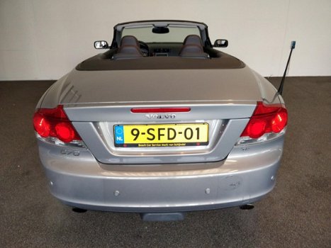 Volvo C70 - 2.5 T5 GEARTRONIC Summum - 1