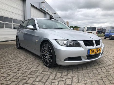 BMW 3-serie Touring - 318i Business Line - 1