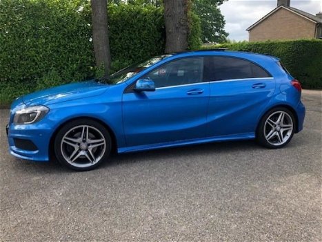 Mercedes-Benz A-klasse - 250 Sport Ambition AMG/PANO/NAVI/XENON/Dealerauto met complete historie/Moo - 1