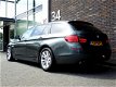 BMW 5-serie Touring - 523i LEDER SPORTSTOELEN NAVIGATIE LMV PDC CRUISE - 1 - Thumbnail