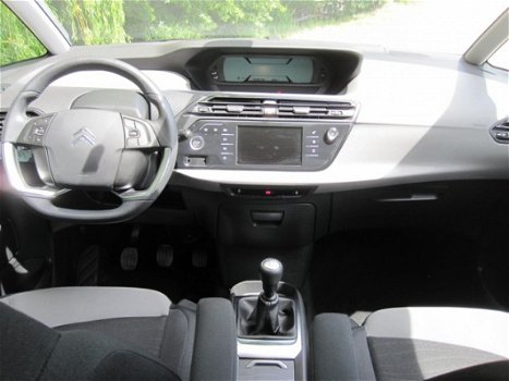 Citroën C4 Picasso - 1.2 PureTech Selection Navigatie, Parkeersensoren, Cruise controle - 1