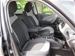 Citroën C4 Picasso - 1.2 PureTech Selection Navigatie, Parkeersensoren, Cruise controle - 1 - Thumbnail