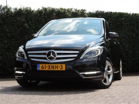 Mercedes-Benz B-klasse - 180 Ambition 79.000km | Navi | Xenon | PDC | LED | Cruise c | 17” - 1