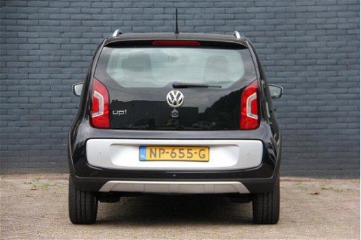 Volkswagen Up! - 1.0 cross up BlueMotion I INCL. € 695, 00 AFL.KOSTEN + BOVAG GARANTIE - 1