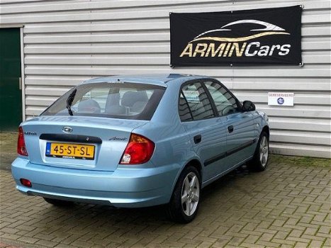 Hyundai Accent - 1.3i Active Young - 1