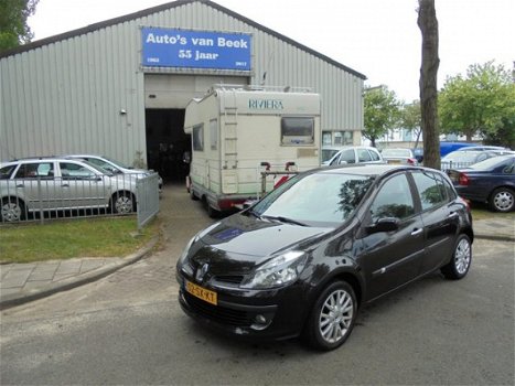 Renault Clio - 1.4-16V Dynamique Luxe 5DRS airco enz - 1