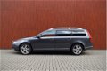 Volvo V70 - 2.5 FT-231PK-Summum-Aut-Leer-Trekhaak-17inch - 1 - Thumbnail