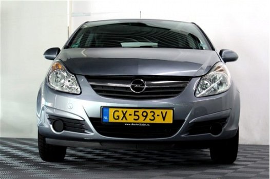 Opel Corsa - 1.2 Edition AUTOMAAT 105.000 km 5-DEURS AIRCO '09 - 1