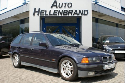 BMW 3-serie Touring - 320i - Meeneemprijs - 1