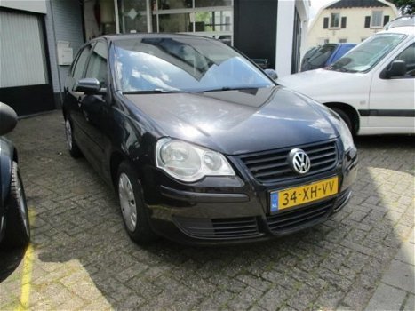 Volkswagen Polo - 1.4-16V Optive - 1