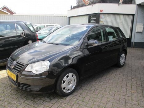 Volkswagen Polo - 1.4-16V Optive - 1