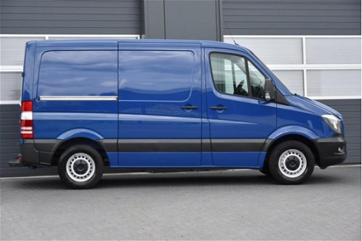 Mercedes-Benz Sprinter - 316 CDI L1H1 Airco Navi PDC Cruise control€ 217, - P/m - 1