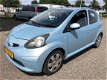 Toyota Aygo - 1.0 12V 5 drs Airco, NAVI, AUX, El. ramen - 1 - Thumbnail