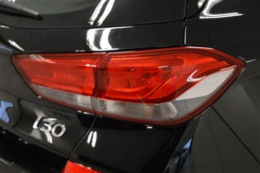 Hyundai i30 - 1.0 T-GDI Comfort [LED-koplampen + Parkeersensoren] - 1