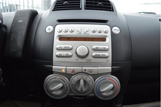 Daihatsu Sirion 2 - 1.3-16V Comfort 5 drs NAP Nieuwe APK - 1