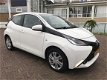 Toyota Aygo - 1.0 VVT-i Fashion Edition Chique AIRCO / CRUISE CONTROL / NAVI / LED - 1 - Thumbnail