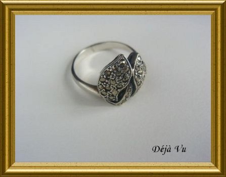 Oude zilveren ring met markasietjes - 4