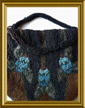 Nog een antiek kralentasje / tasje met kraaltjes // antique beaded purse - 1