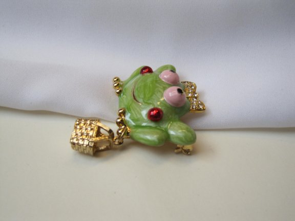 Broche goudkleurig en groen gemarmerd emaille prinses kikker 4.3x3.2 cm - Afbeelding 4