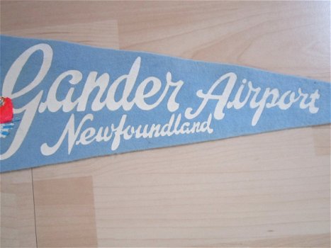 Vlag/ wimpel van Gander Airport Newfoundland Canada - 3
