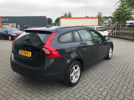 Volvo V60 - 2.0 D3 navigatie pdc 2015 - 1