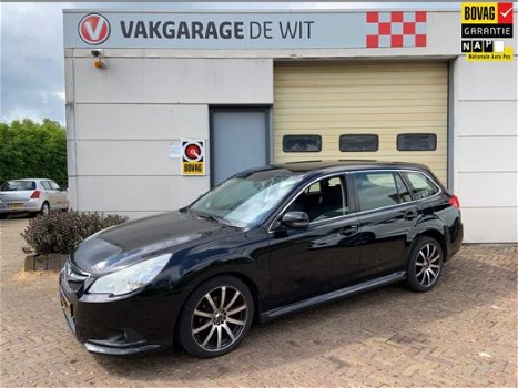 Subaru Legacy Touring Wagon - 2.0i Intro - 1