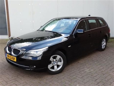 BMW 5-serie Touring - 520d Corporate Business Line NL Auto Afneembare Trekhaak - 1