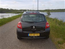 Renault Clio - 2.0-16V Dynamique S