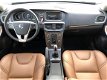 Volvo V40 - 2.0 D2 Momentum Business LEDER Harman Kardon - 1 - Thumbnail