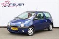 Renault Twingo - 1.2 Air | Radio | Centraal | Trekhaak | Panoramadak - 1 - Thumbnail