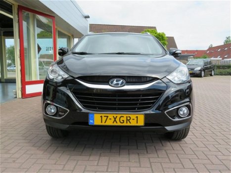 Hyundai ix35 - NAVIGATIE, LEDEREN BEKLEDING, PANORAMA DAK, EXTRA SET WINTERWIELEN, ZEER NETTE STAAT - 1