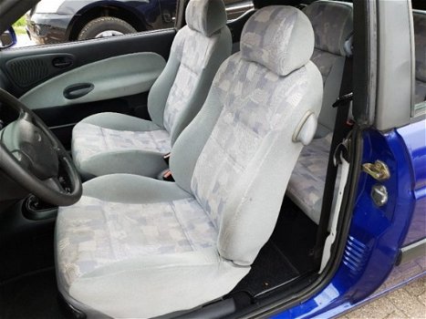 Ford Escort Cabrio - 1.6 CLX Luxe Blauw - 1