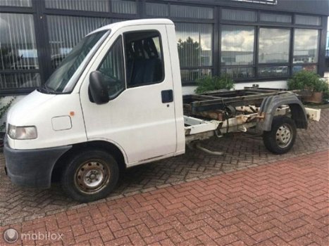 Peugeot Boxer - chassis cabine 2.5 D € 1250, - EX BTW - 1