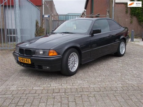 BMW 3-serie Coupé - 320i E36 - 1