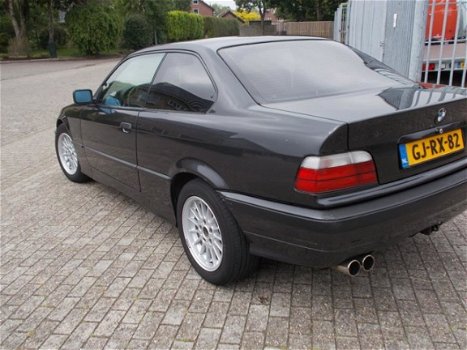 BMW 3-serie Coupé - 320i E36 - 1