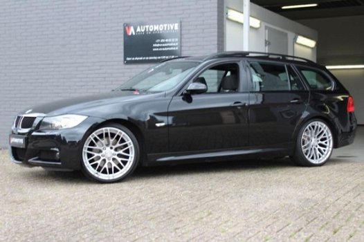 BMW 3-serie Touring - 320i M-SPORT PANO NAVI XENON 19 INCH - 1