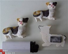 MAGNEETJES KATTEN 30 STUKS NIEUW TRAKTATIE TIP