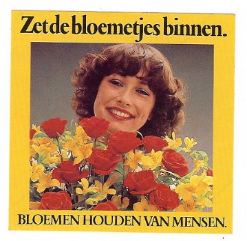 Sticker van Bloemen houden van mensen - 1