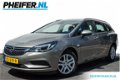 Opel Astra Sports Tourer - 1.6 CDTI 110pk Edition Full map navigatie/ IntelliLink/ Airco/ Cruise con - 1 - Thumbnail