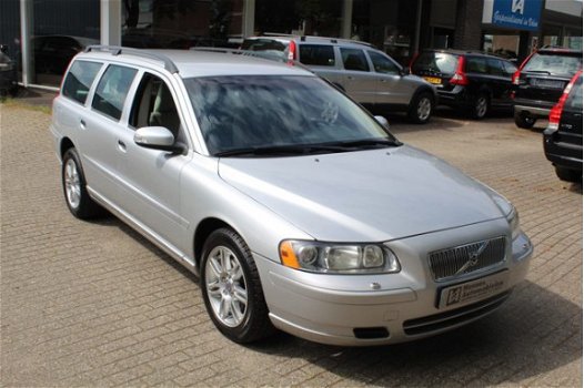 Volvo V70 - 2.4 BiFuel Edition 75% schoner omslagpunt 8500km - 1