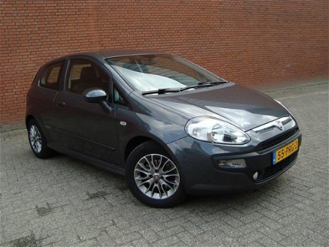 Fiat Punto Evo - 1.3 M-Jet Dynamic / Orig. NL / 1ste eigenaar - 1