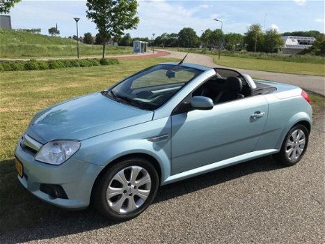 Opel Tigra TwinTop - 1.4-16V Rhythm - 1