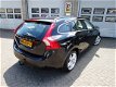 Volvo V60 - 1.6 D2 Summum Leder, Navi, PDC - 1 - Thumbnail