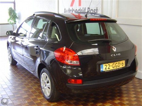 Renault Clio - 1.2-16V Authentique - 1