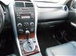 Suzuki Grand Vitara - 2.0 High Executive Automaat - 1 - Thumbnail