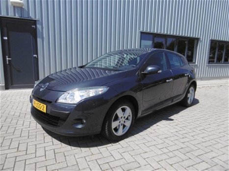 Renault Mégane - 1.5 dCi Sélection Business Sport 110 Pk Navi - 1