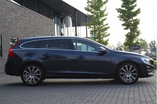 Volvo V60 - 2.0 D4 Summum - 1