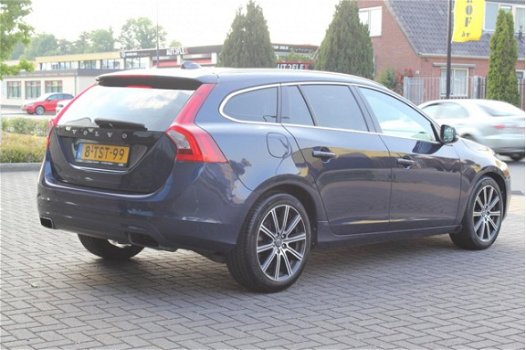 Volvo V60 - 2.0 D4 Summum - 1