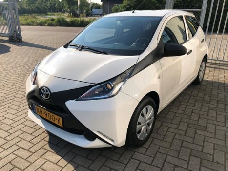 Toyota Aygo - 1.0 VVT-i x-now - 1