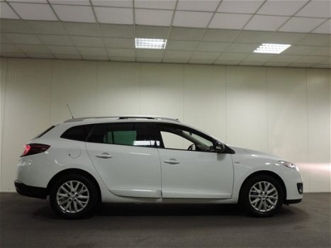 Renault Mégane Estate - 1.5 dCi Bose 50-50 deal (panodak, leer, keyless, navi, camera) - 1